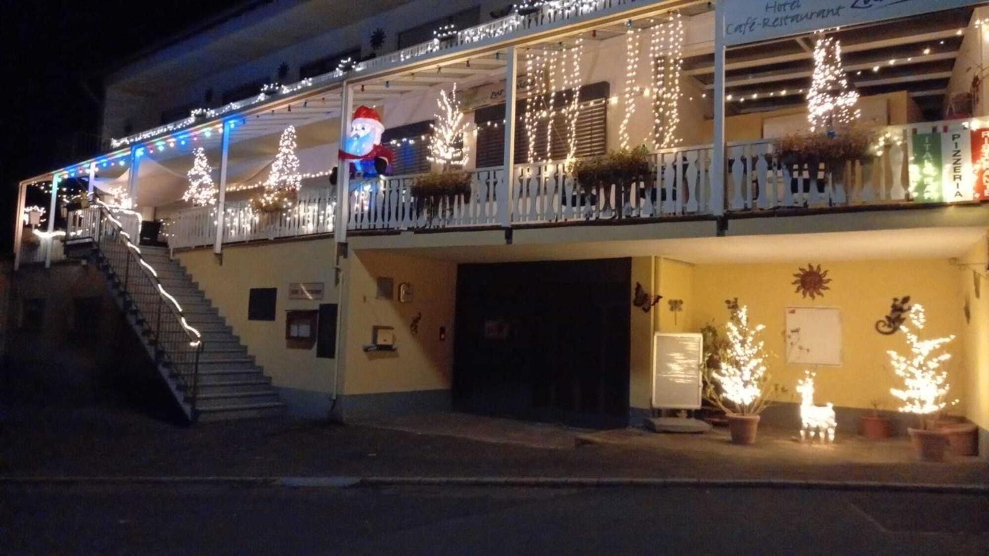Hotel Zur Mosel Minheim Esterno foto