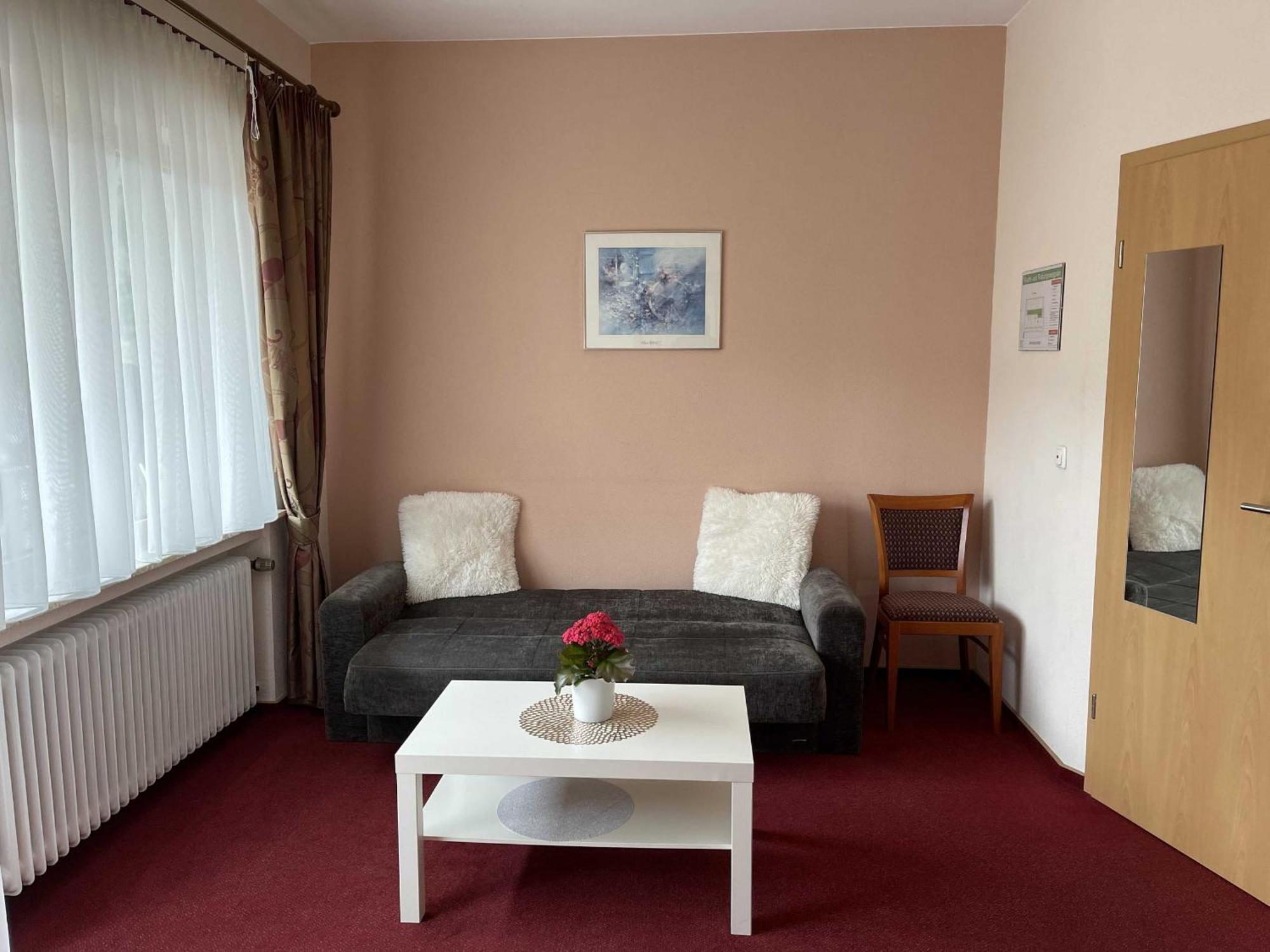 Hotel Zur Mosel Minheim Esterno foto